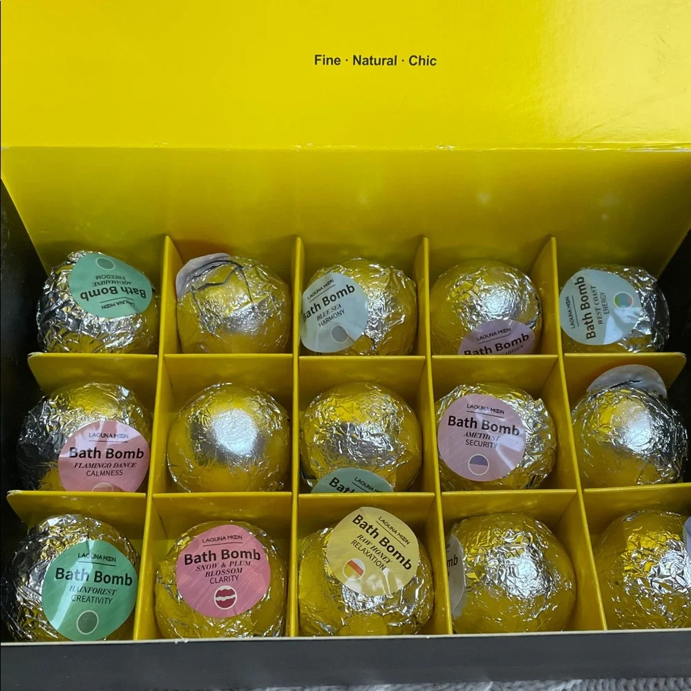 NWOT Laguna Moon 28 bath bomb set 2 tiered black box energy clarity creativity